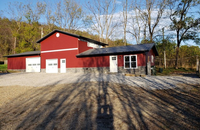Amish Route 62 Retreat: Cozy Guesthouse