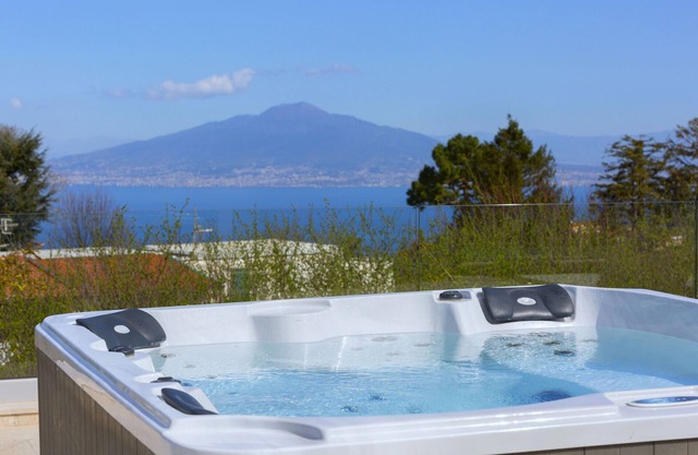 AMORE RENTALS - Resort Ravenna with Swimming Pool, Hot Tubs, Terraces, Ideal for Events