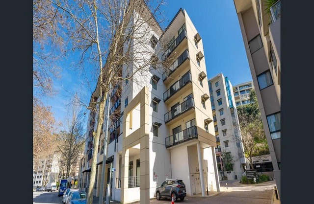 Ample Luxury Apartment