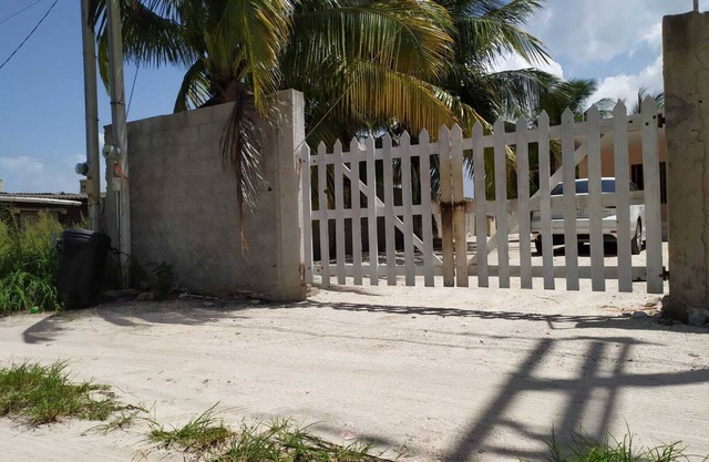 Amplia Casa vacacional M&P, Chelem puerto.