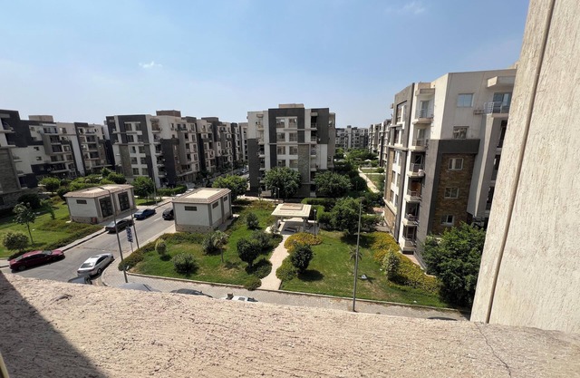An Energetic green garden view3-BR apartment in enjoyable Cairo with full AC