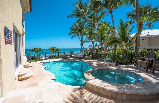 An Ocean Front Luxury Retreat for Your Dream Vacation in the FL Keys.