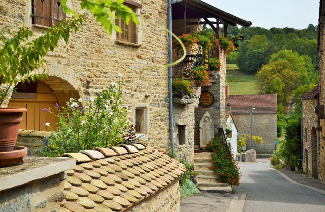 An old Burgundy house in the middle of a wine village