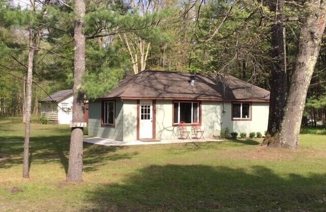 An Outdoor Lover's Paradise Located In The Heart Of The Manistee National Forest