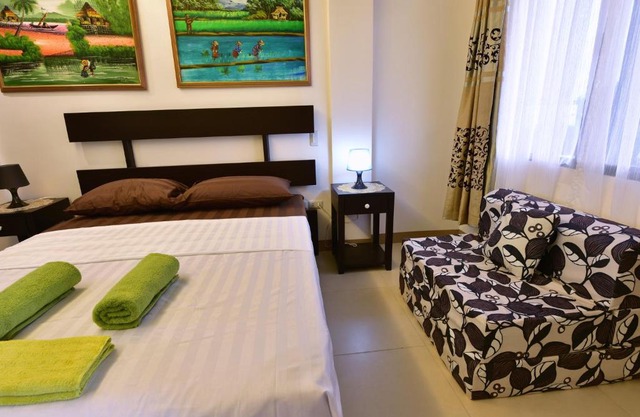 Anahaw Apartments Whitebeach