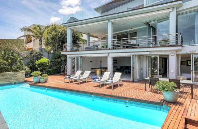 Anella - Luxurious & stylish with panoramic views