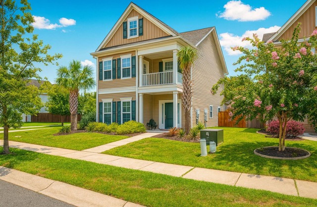 Angel Oak Retreat – Elegant 3BR Johns Island Home, Near Beaches, Full Amenities