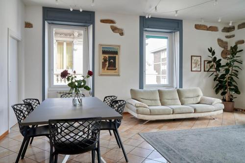 Anna Home Bergamo Deluxe Apartment