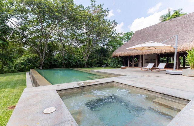 Anp032 - Elegant house at Mesa de Yeguas Country Club