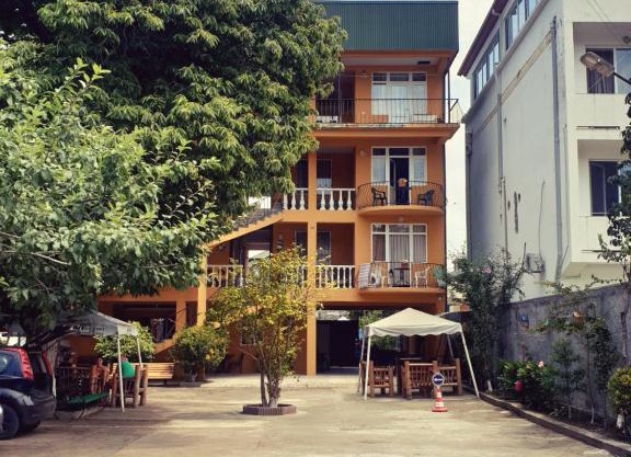 Anri Hotel