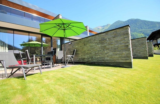 Apartment in Neukirchen near Ski Lift