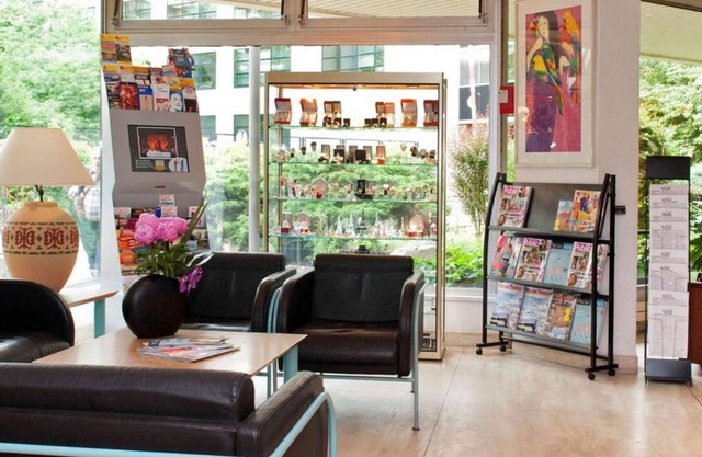 APART HOTEL Adagio 4 pers. 7/19-26. Close to Metro