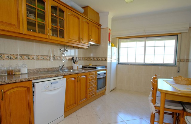 Apartamento T2 em Condomínio Fechado
