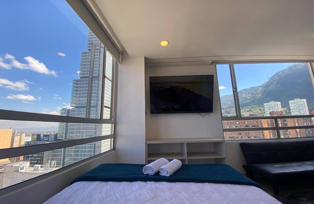 Apartamento en Bogotá: Comodidad, Estilo y Vistas Insuperables