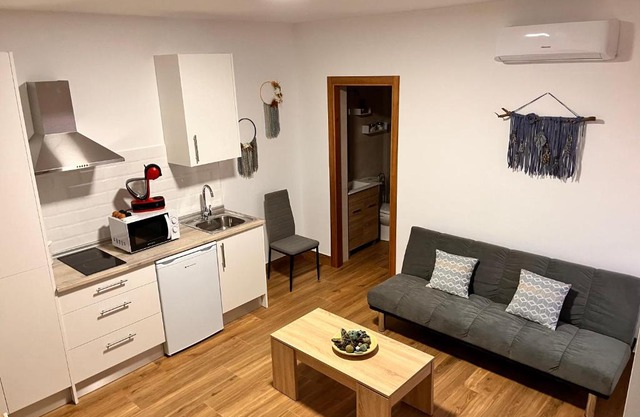 Apartamentos EL PELIGRO 1 El CONJURO