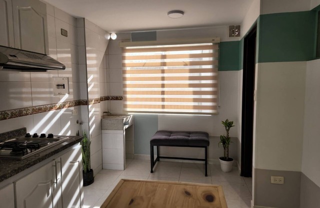 APARTAMENTOS Y HABITACIONES
