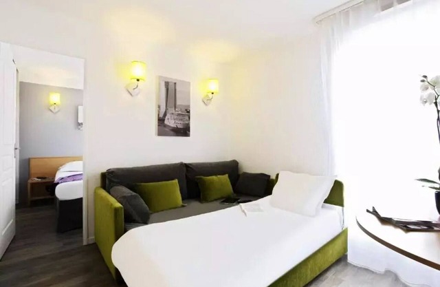 Aparthotel Adagio Access Marseille Prado Périer - 2 Rooms 4 People