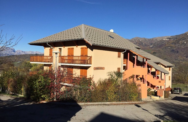 Apartment with magnificent mountain views