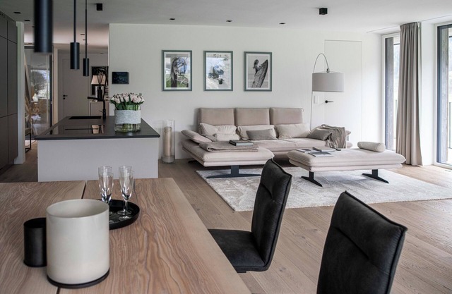 Apartment with mountain view