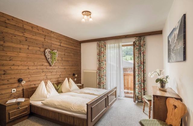 Apartment 1 with Mountain View, Garden & Wi-Fi