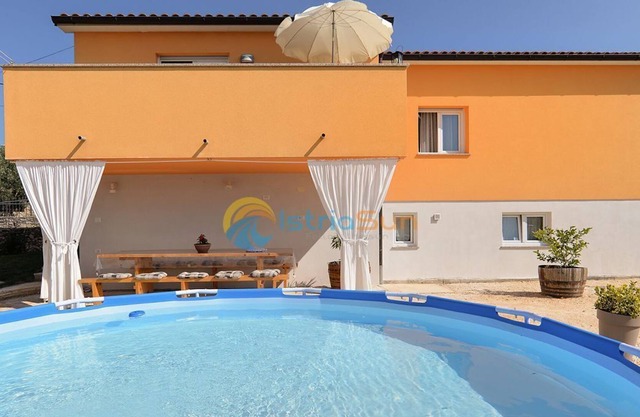 Apartment 1756/19209 (Istria - Jadreski), 7000m from the beach