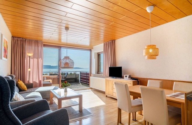 Apartment '3, 70qm' with Shared Garden, Balcony and Wi-Fi