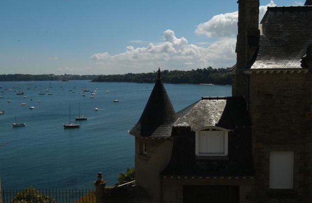Apartment 4/5 people downtown Dinard
