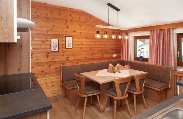 Apartment (4-6 pers./2 bedrooms) - Pension Erz-Anger