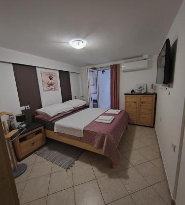 Apartment 700 m od mora Valbandon, Hrvatska