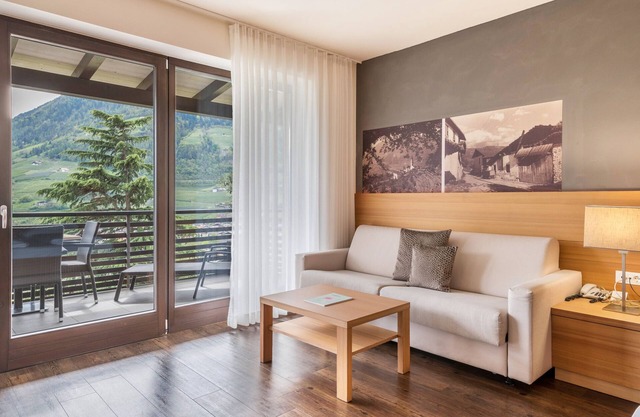 Apartment 'Alagundis Crystallinus' with Mountain View, Shared Pool and Wi-Fi