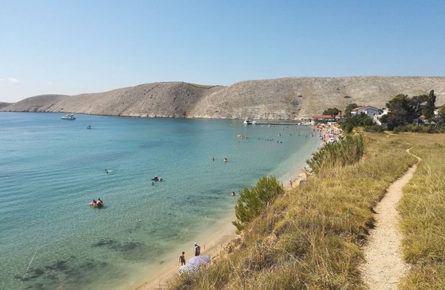 Apartment Ana - great location, near the beach A1(9) - Vlasici, Island Pag, Croatia