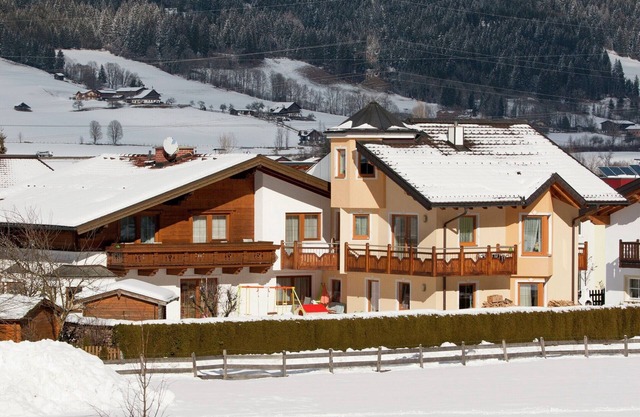 Apartment in Altenmarkt near Ski Lifts