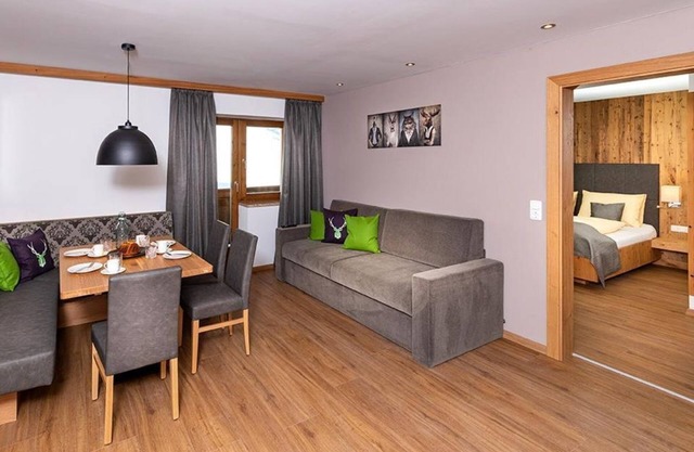 Apartment "Wilderer" 1 to 5 persons - The Grünholz Aparthotel