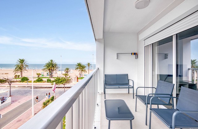 Apartment 'Bonaire' with Sea View, Shared Pool and Private Terrace