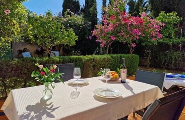 Apartment Bougainvillea