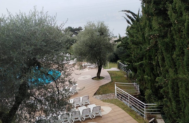 Apartment 'Bungalow Pit Stop' with Lake View, Wi-Fi and Air Conditioning