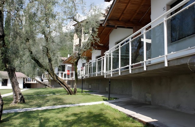 Apartment 'Bungalow Pit Stop' with Lake View, Wi-Fi and Air Conditioning