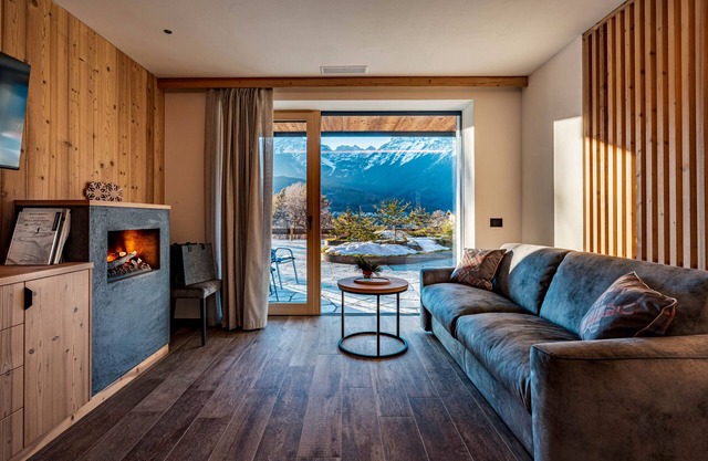Apartment 'Bucaneve' with Mountain View, Wi-Fi and Air Conditioning