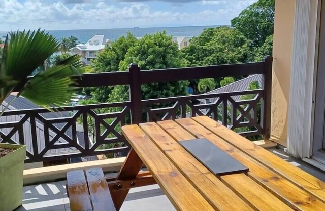 Apartment by the sea