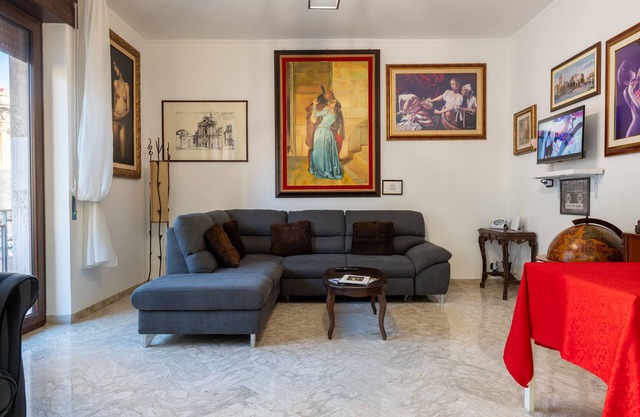 Apartment 'Casa Ester' with Balcony, Wi-Fi