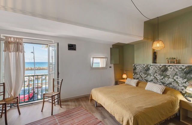 Apartment 'Cactus Home' with Sea View and Wi-Fi