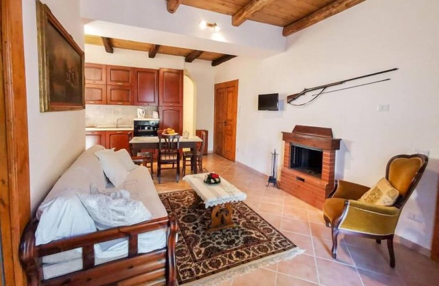 Apartment Casa Antica in Torchiara - 4 persons, 2 bedrooms