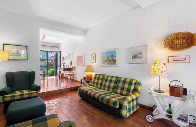 Apartment 'Casa Azamor' with Private Terrace, Private Garden and Wi-Fi