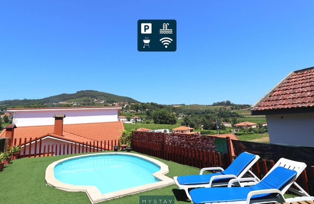 Apartment 'Casa Alto Das Fragas' with Mountain View, Wi-Fi and Air Conditioning