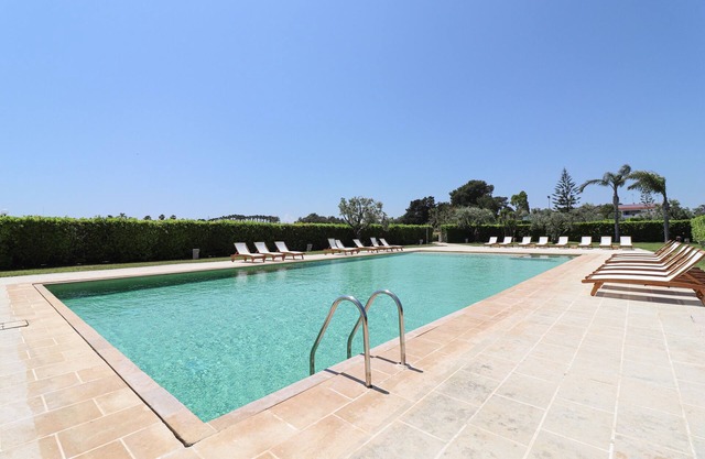 Apartment 'Casa Vacanza Malvasia Nera Otranto' with Shared Pool, Wi-Fi and Air Conditioning