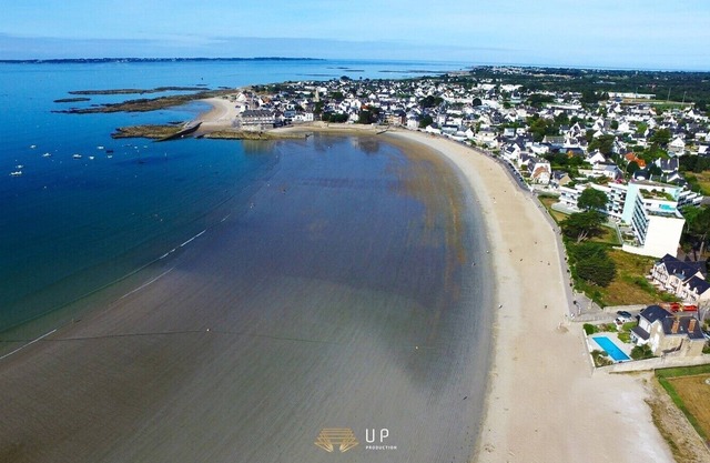 Apartment center Larmor-Plage and 100 m from the beaches