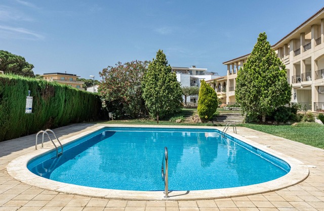 Apartment 'Clota Petita' with Mountain View, Shared Pool and Wi-Fi
