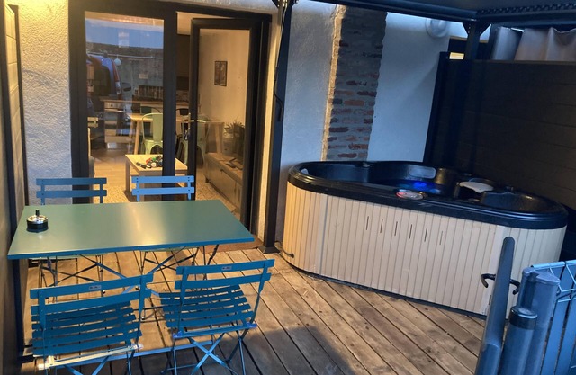 Apartment-Comfort-Whirlpool bath-Terrace