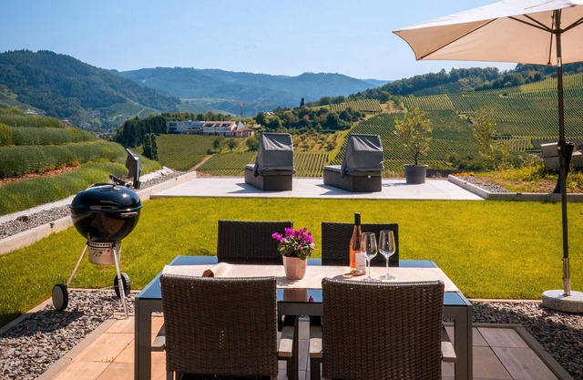 Apartment 'Corner 28' with Mountain View, Private Terrace and Wi-Fi