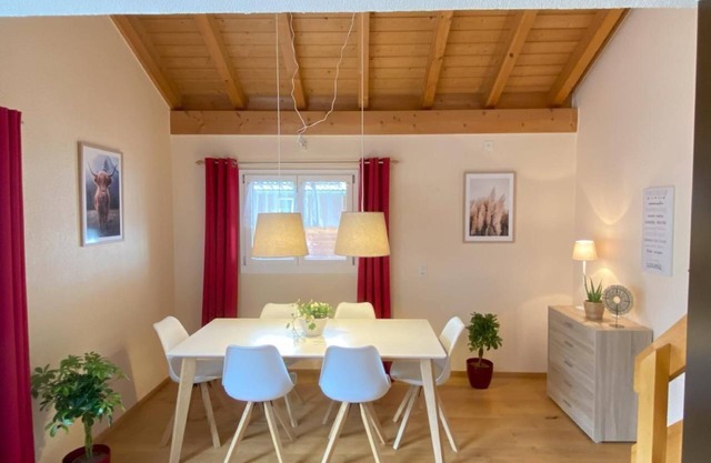 Apartment 'Daheim' 4.5 rooms, maisonette, near Ballenberg